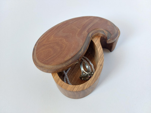 جعبه جواهر مدل بته جقه